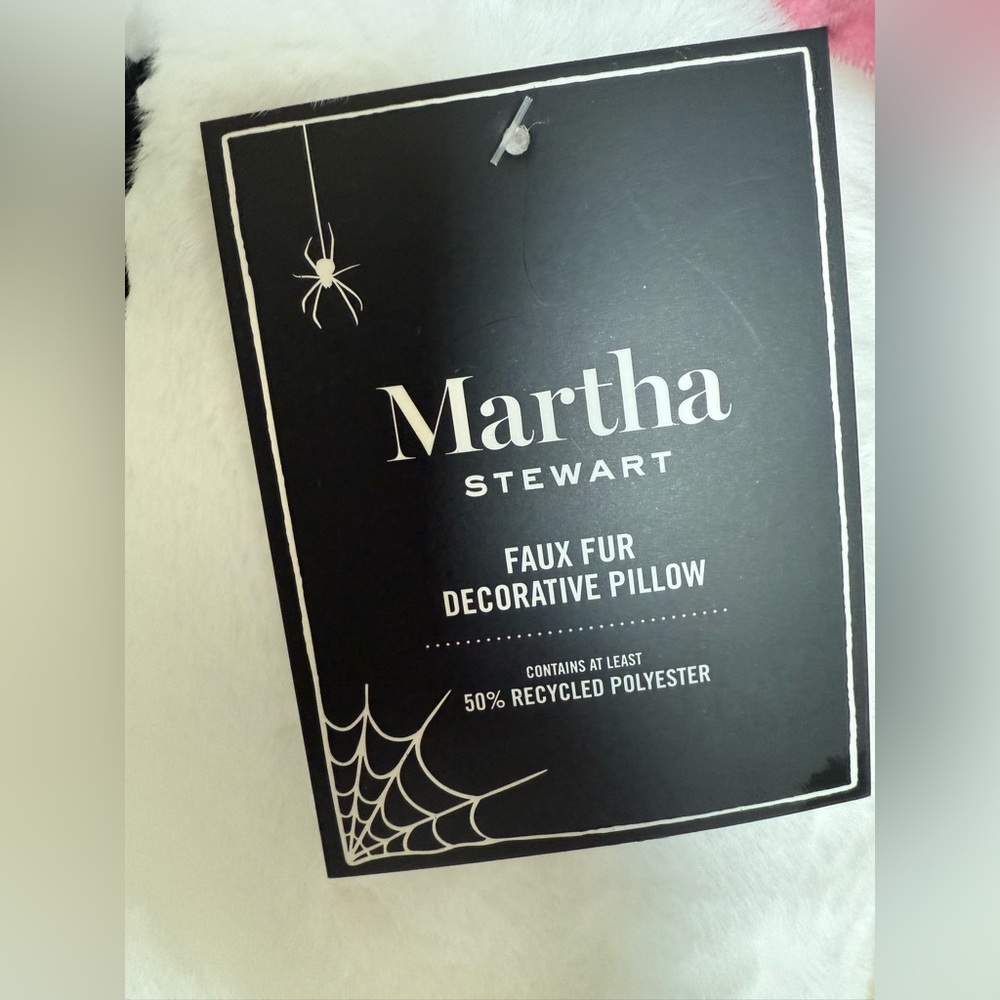 Martha Stewart Faux Fur Decorative Ghost Pink Bow Pillow🎀 - Picture 2 of 5